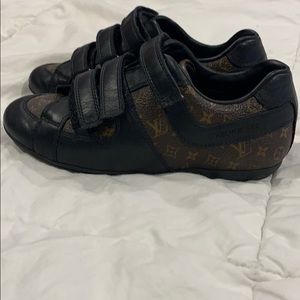 Kids Louis Vuitton sneakers